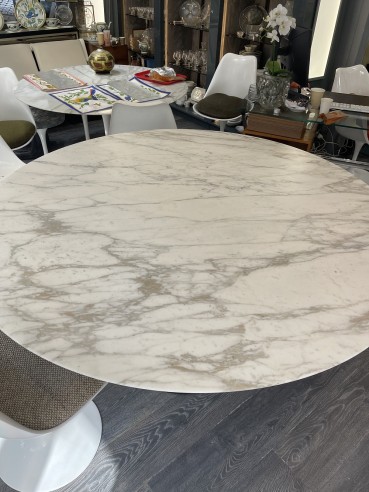 Eero Saarinen pour Knoll : Table...