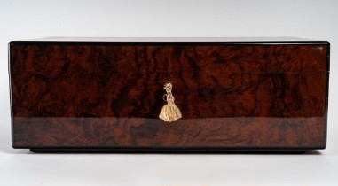 CHRISTOFLE : Ménagère « Talisman »...