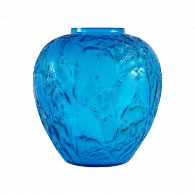 René Lalique (1860-1945) : Vase "Parakeets" Blue Glass