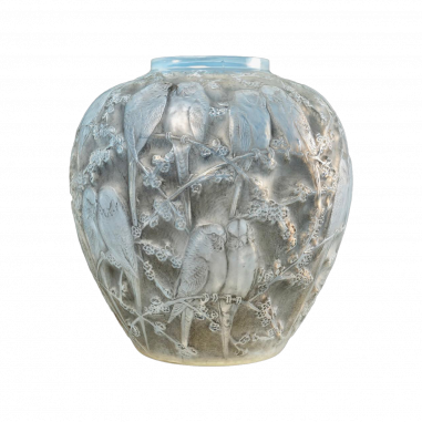 René Lalique : Opalescent Parrots Vase