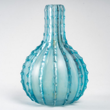 René Lalique : "Dentelé" Vase 1912