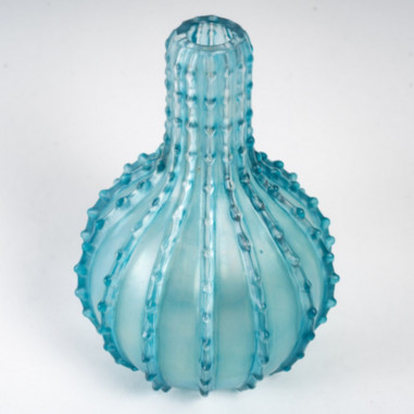 René Lalique : "Dentelé" Vase 1912
