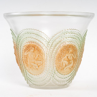 René Lalique: "Dryads" Vase