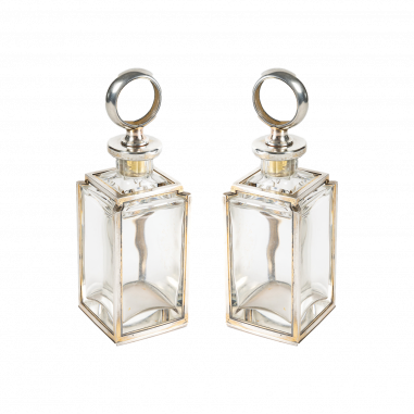 Lucien Falize : Pair of square section flasks in sterling silver and crystal circa 1905