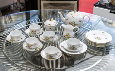 Herend : 21 Piece Porcelain Tea Service