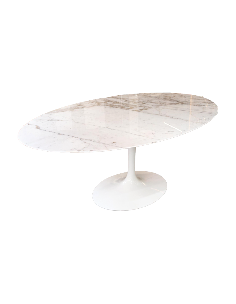 Eero Saarinen pour Knoll : Table « Tulip ovale » en marbre calacatta oro circa 1957