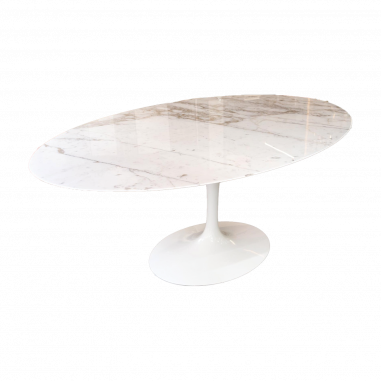 Eero Saarinen for Knoll: “Oval Tulip” table in calacatta oro marble circa 1957