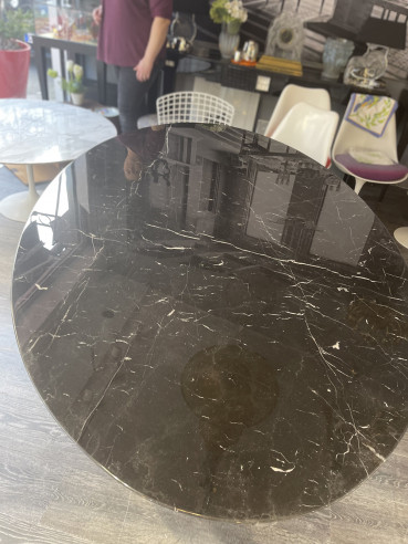 Saarinen & Knoll International: Table...