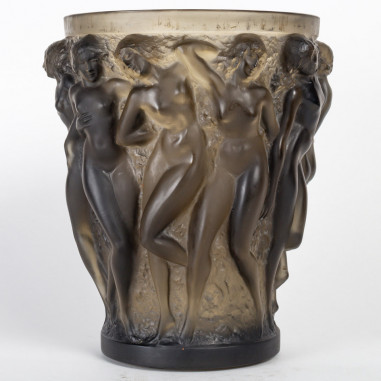 René Lalique : Vase Bacchantes, circa...
