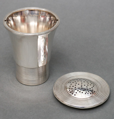 Jean Puiforcat - Saupoudroir Argent...