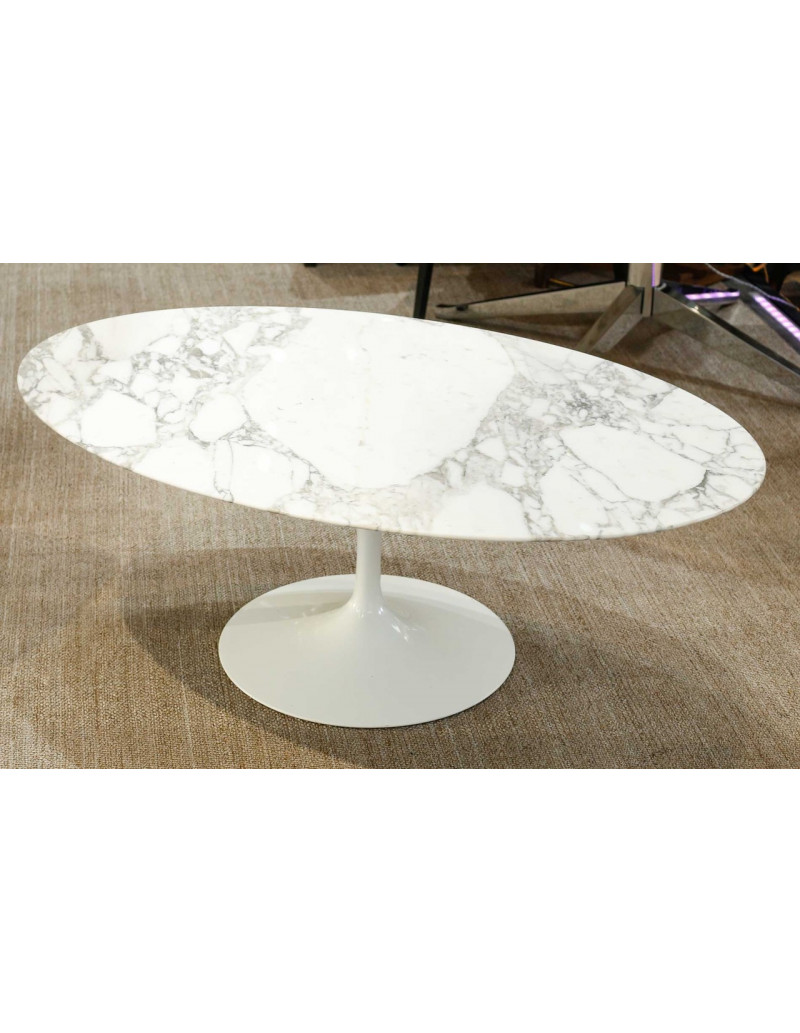 Eero Saarinen & Knoll International , "tulip" oval coffee table in arabescato marble