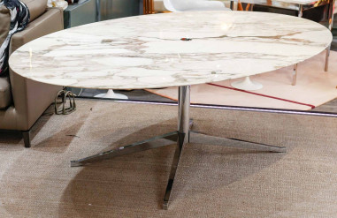 Florence KNOLL, table ovale...