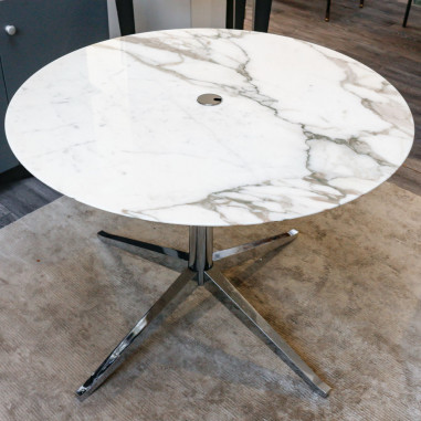 Florence Knoll - TABLE plateau rond ,marbre Calacatta oro verde ,base chromée