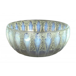 René LALIQUE, Coupe en verre. Art déco de 1931 modèle "Perruches"