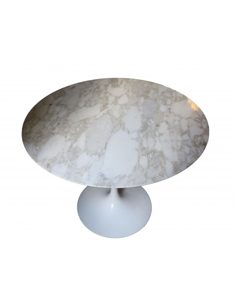 Eero Saarinen, Marble table Contemporary design from 2000