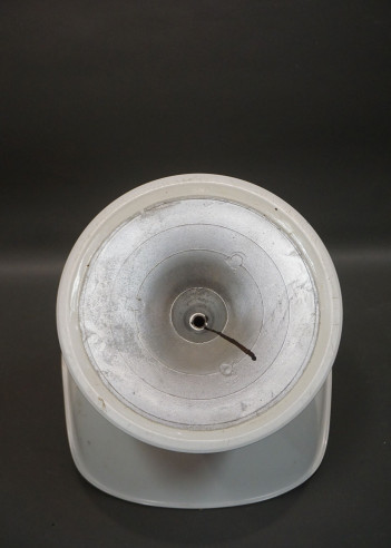 Eero Saarinen & Knoll International,...