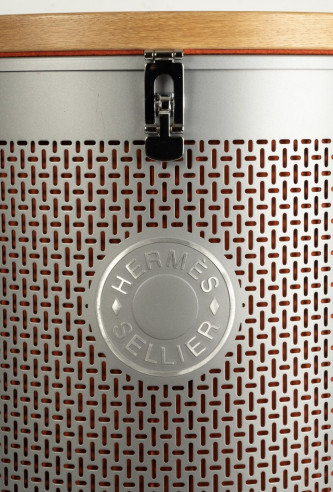 HERMES, Boîte à selle en bois de chêne