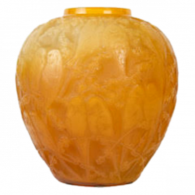 René Lalique ,1919 ,Vase "Perruches » Butterscotch.