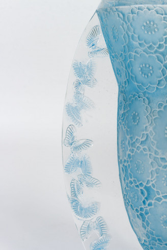 René LALIQUE (1860 - 1945) Vase...
