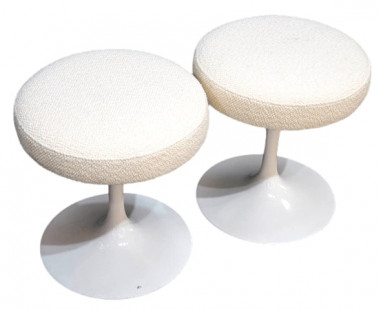 knoll -E Saarinen ‘Tulip’ Pair of stools