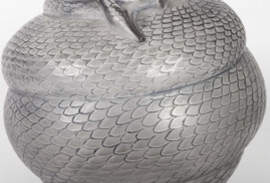 RENÉ LALIQUE ,Snake Vase