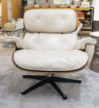 Charles and Ray Eames & Mobilier...