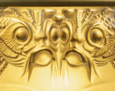 Decorative Cube “Woman's Mask”