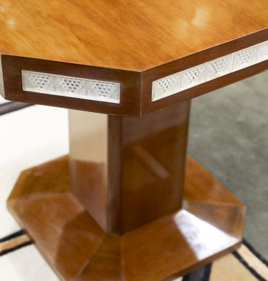 LALIQUE ATLANTIQUE PEDESTAL TABLE