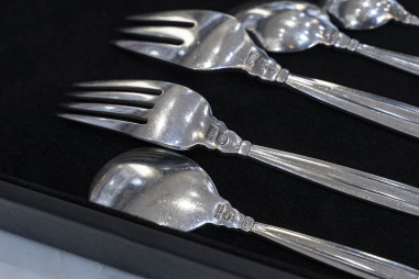 GEORG JENSEN , Ménagère “ Acorn ”...