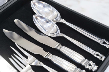 GEORG JENSEN , Ménagère “ Acorn ”...