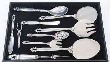 GEORG JENSEN , Ménagère +« Acorn »...