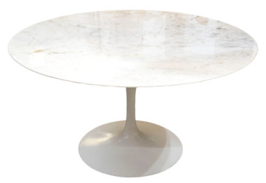 Eero SAARINEN & KNOLL INTERNATIONAL ,Table « TULIP » 137 cm