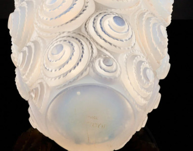 René Lalique, “Spirales” vase,...