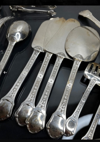 TETARD FRERES MENAGERE 187 PIECES...
