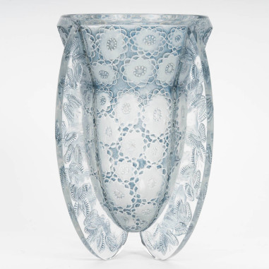 René LALIQUE (1860 - 1945) Vase...