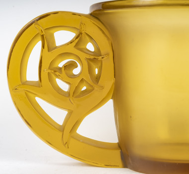 René Lalique -1926 Vase “Pierrefonds”...