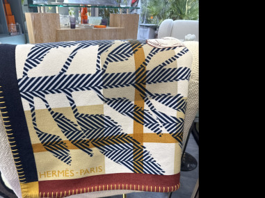HERMES ,Plaid Tigre Altaï