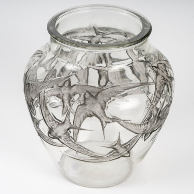 René Lalique, 1919 Vase" Hirondelles"