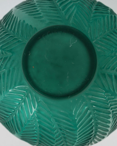 1923 - René Lalique Vase "Palmes"...