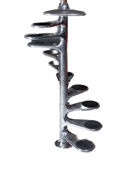 Roger Tallon: Spiral staircase, 18 steps