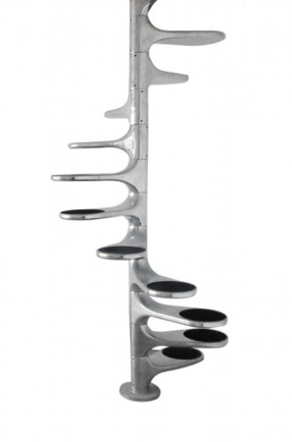Roger Tallon: Spiral staircase, 18 steps