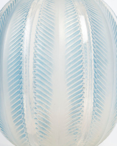 1932 - René Lalique - Opalescent...