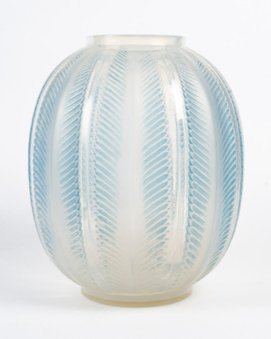 1932 - René Lalique - Opalescent...