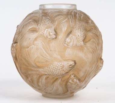 1924 René Lalique - “Formose” Vase