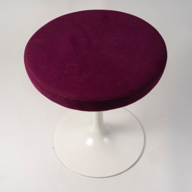 Eero SAARINEN pour KNOLL  Tabouret...