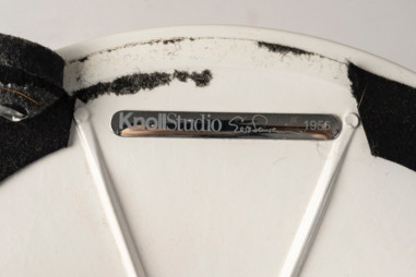 Eero SAARINEN pour KNOLL  Tabouret...