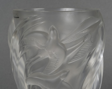 Lalique - Martinets Vase