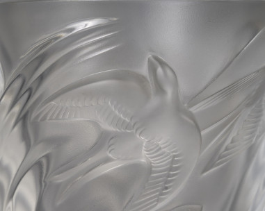 Lalique - Vase Martinets