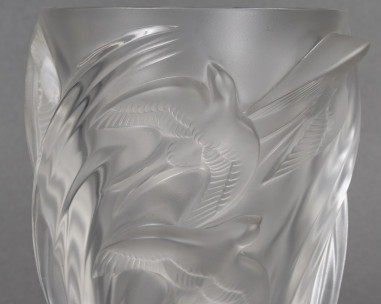 Lalique - Vase Martinets