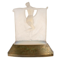 1925 René Lalique - Statuette « Suzanne » verre opalescent